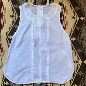 Sleeveless white faux collar top